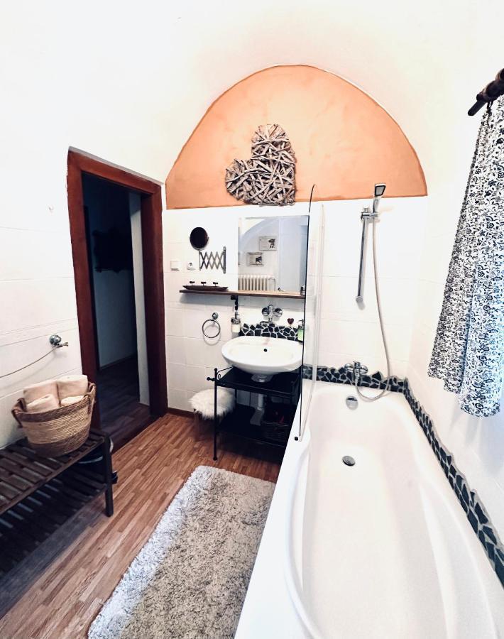Hotel Kristinka Český Krumlov Esterno foto