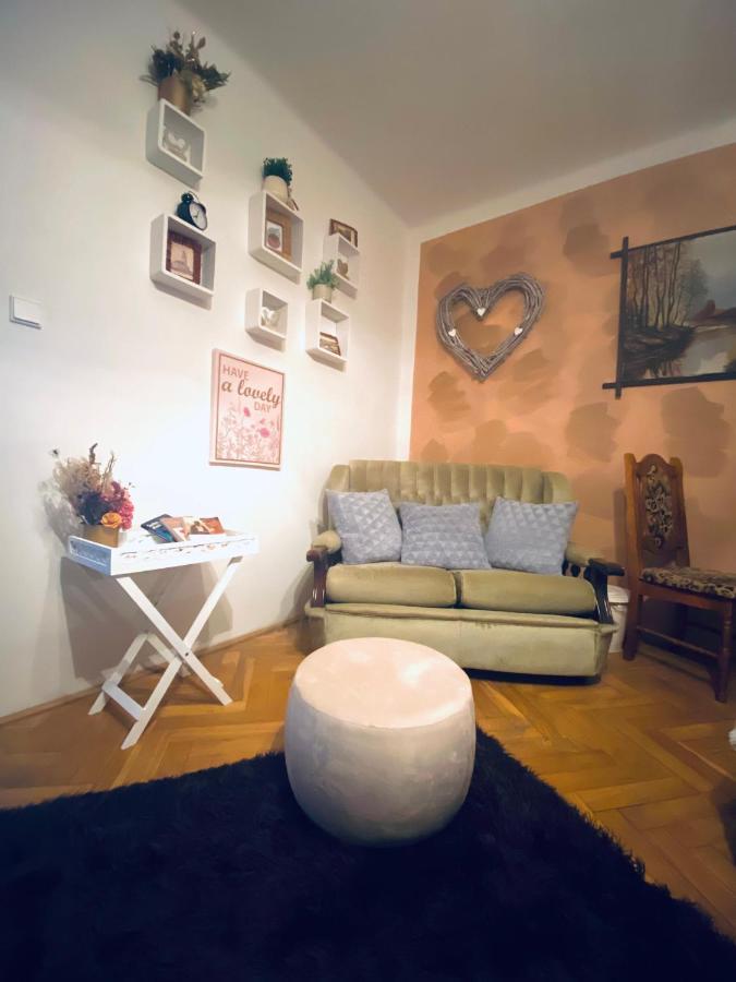 Hotel Kristinka Český Krumlov Esterno foto