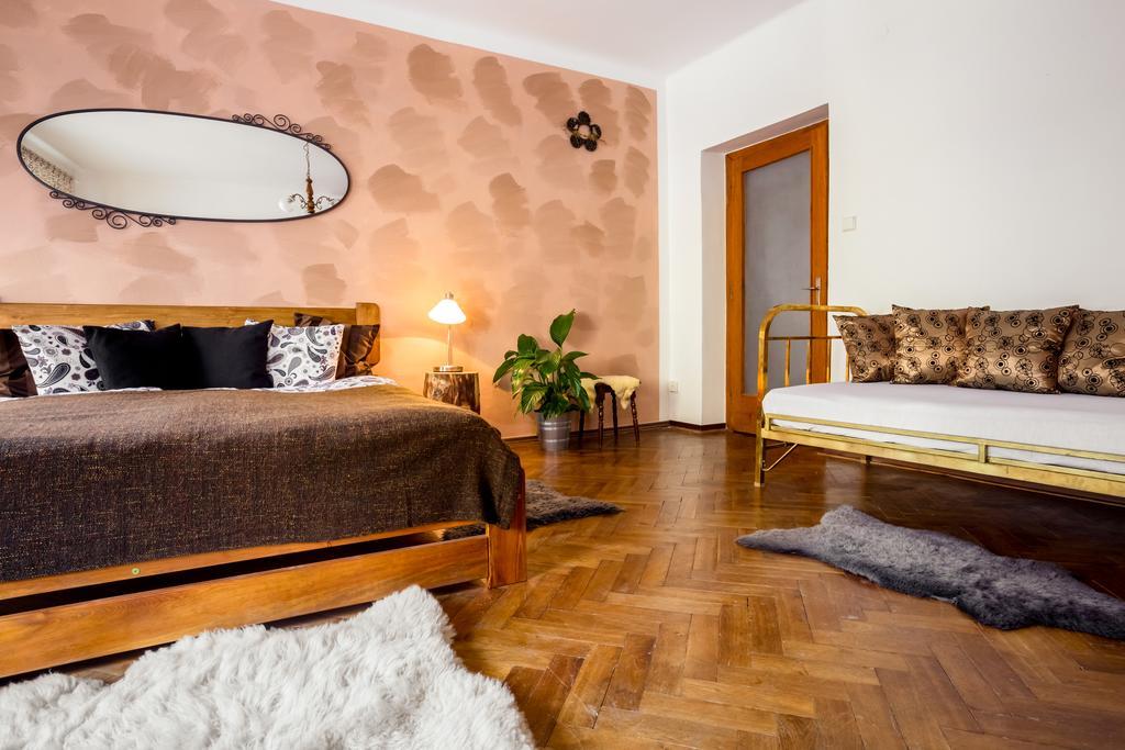 Hotel Kristinka Český Krumlov Esterno foto