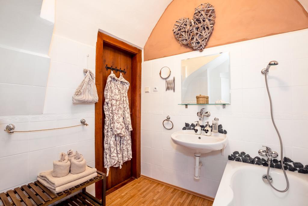 Hotel Kristinka Český Krumlov Esterno foto